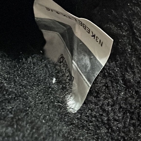 UGG - Picture 6 of 6